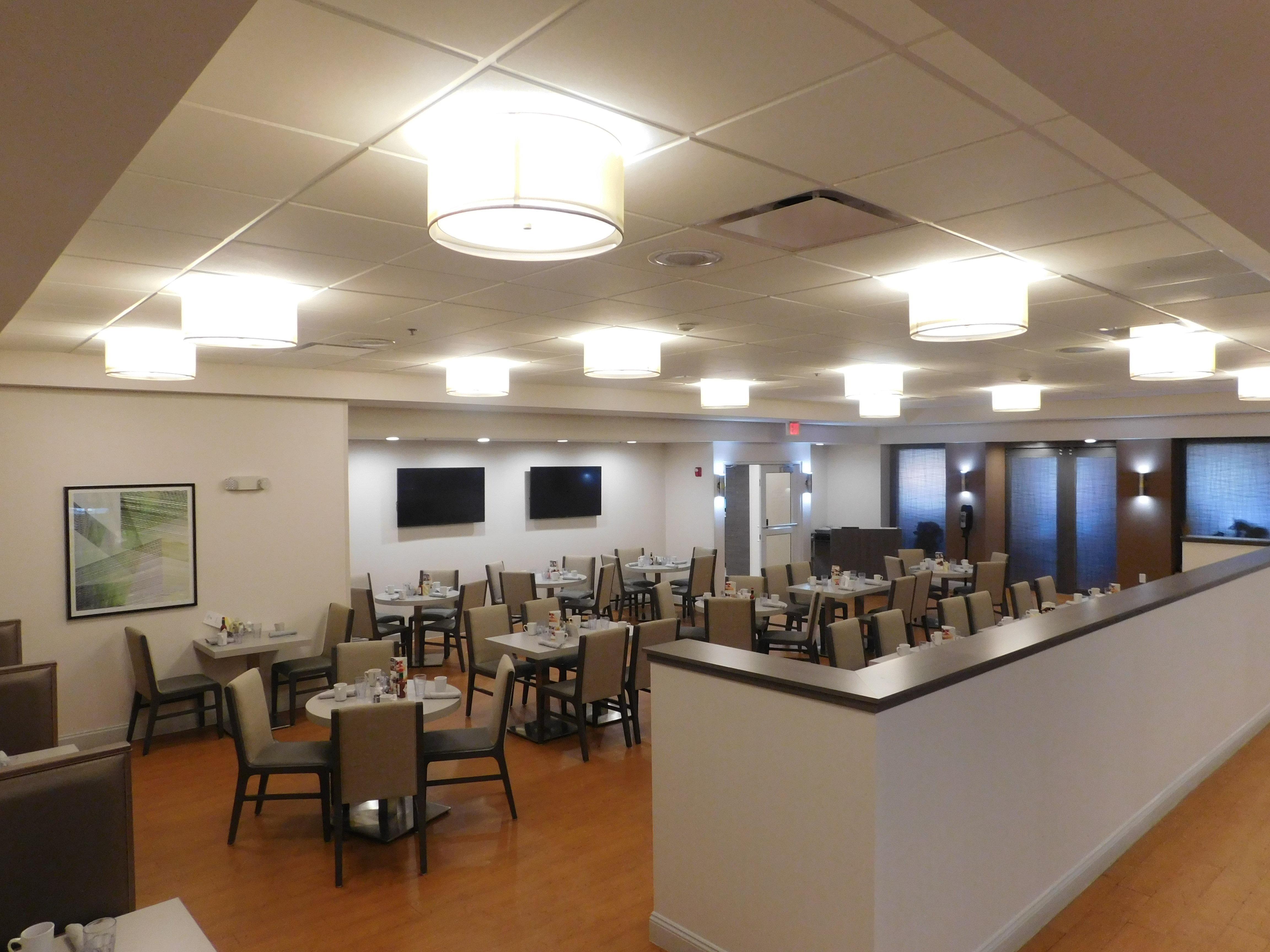 Holiday Inn Hotel & Suites Rochester - Marketplace By Ihg Екстериор снимка