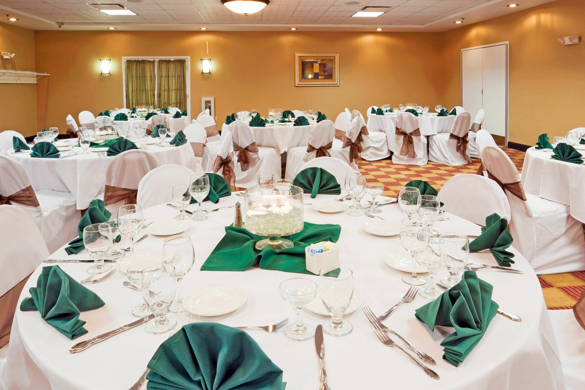 Holiday Inn Hotel & Suites Rochester - Marketplace By Ihg Ресторант снимка
