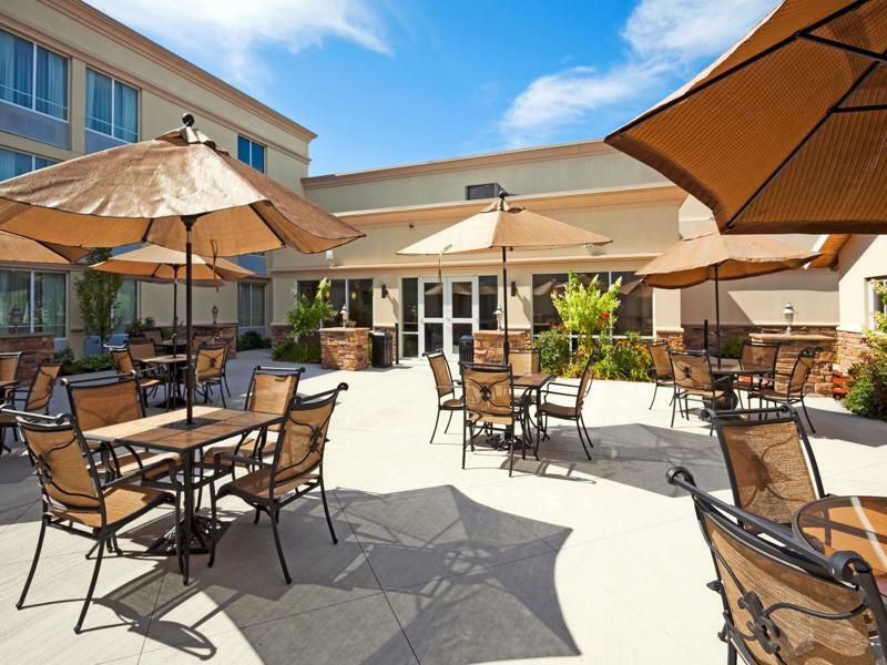 Holiday Inn Hotel & Suites Rochester - Marketplace By Ihg Екстериор снимка